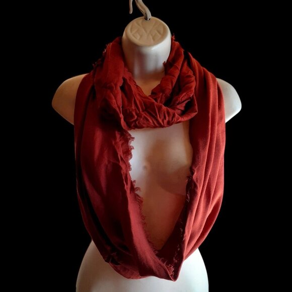 APT 9 Burnt Umber Rust Orange Infinity Scarf Fringe Edge Rayon Fall - Picture 3 of 8